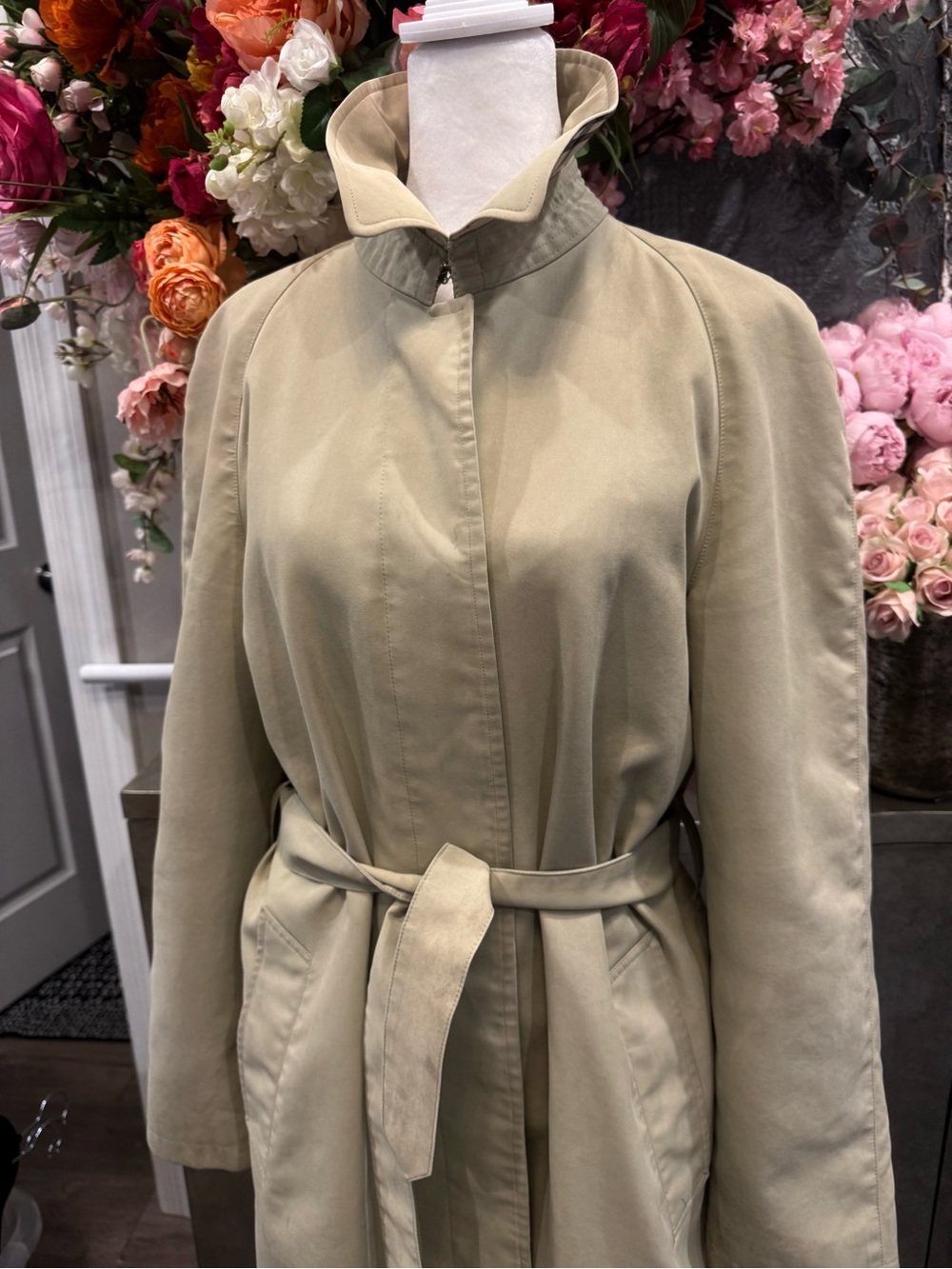 Burberry Vintage Trench Coat - Picture 3 of 7